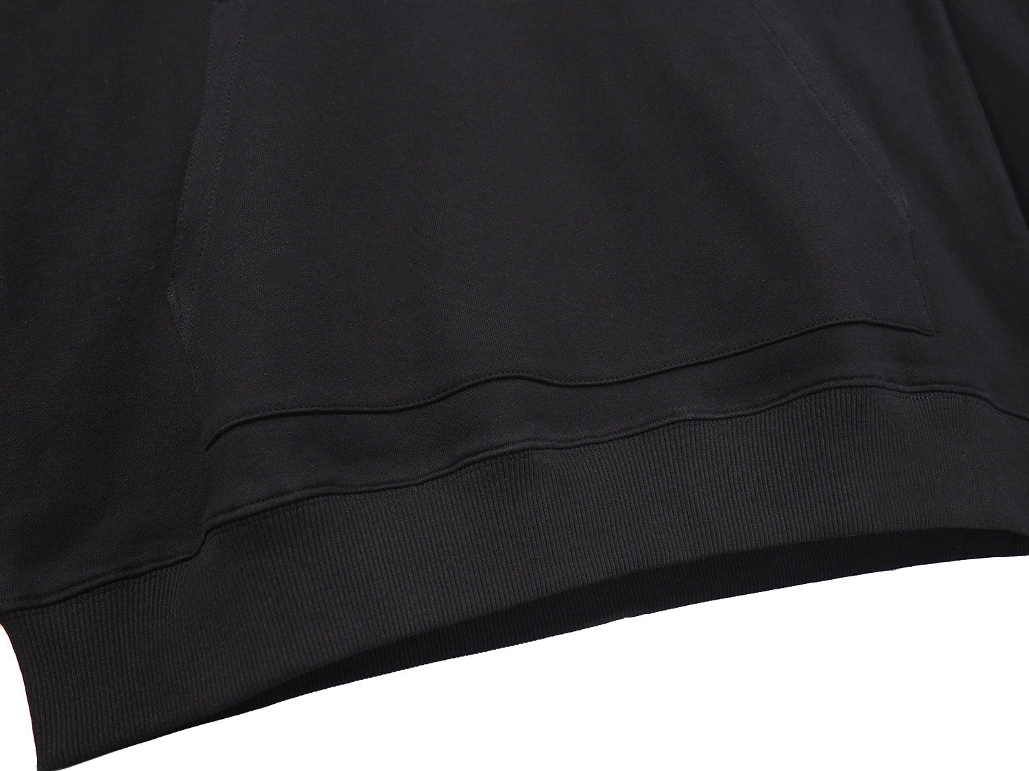 AMRI Hoodie Black
